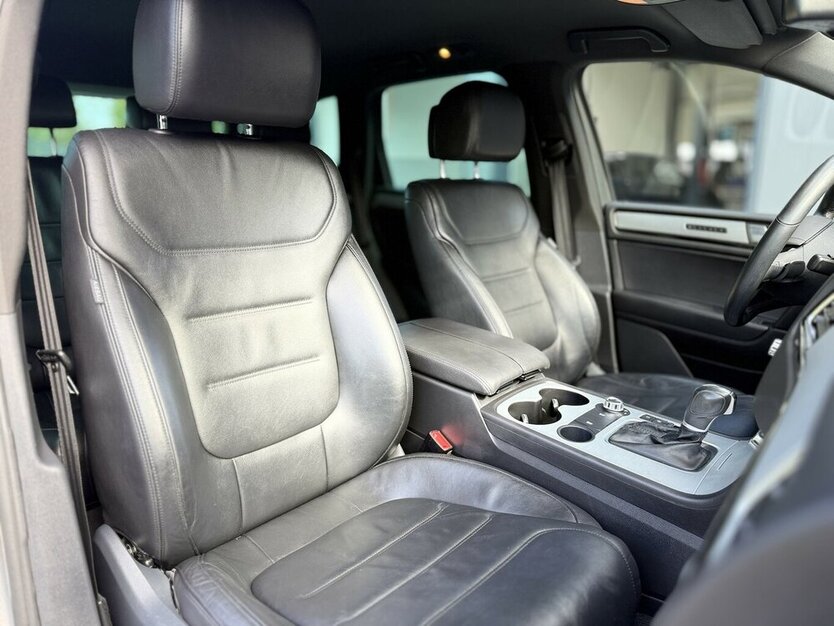 VW Touareg V6 TDI BMT Leder / Kamera / Memory 147.000 km 20.790 € Mönchengladbach 41066