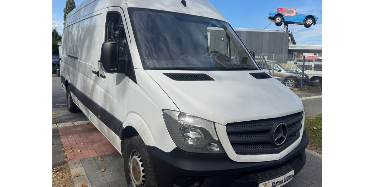 Mercedes-Benz Sprinter 106.057 km 10.299 &euro; krefeld 47804