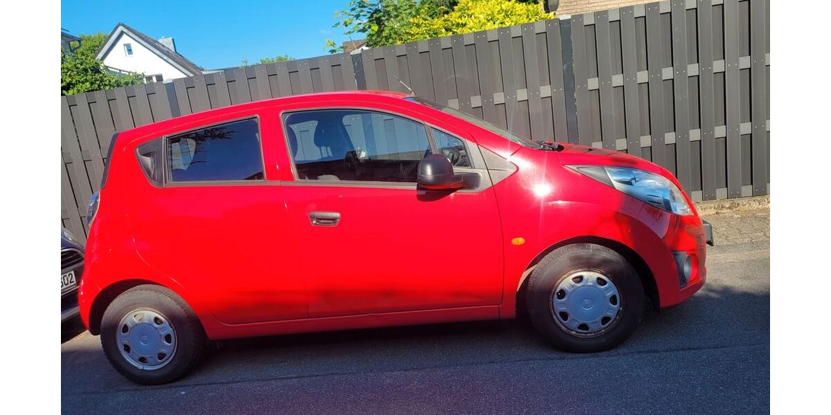 Chevrolet Spark 134.000 km 2.500 &euro; Düsseldorf 40468