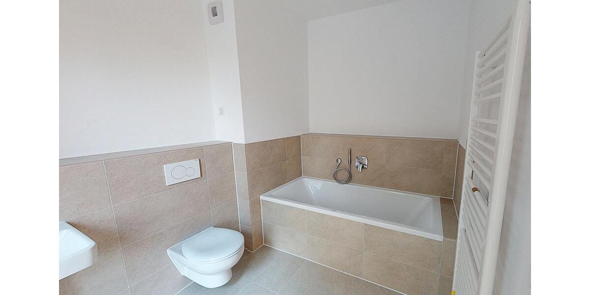 ERSTBEZUG! Moderne 3-Zimmer-Wohnung mit Seeblick (mietpreisgedämpft) 3 zimmer