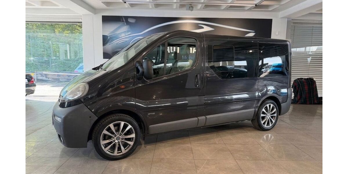 Opel Vivaro 173.553 km 7.690 &euro; Ratingen 40880