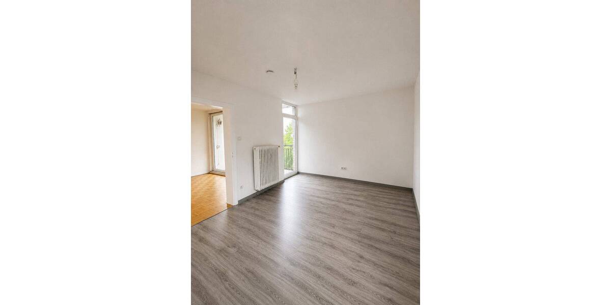 Etagenwohnung Mönchengladbach Stadtmitte - 2 Zimmer, 67 m&sup2;, 885&euro; | Angebot:26858283