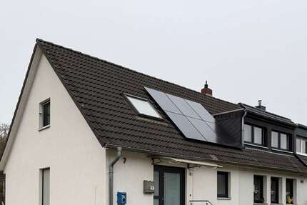 Haus zum Kaufen in Düsseldorf Unterrath 749.000 € 200 m² 6 zimmer