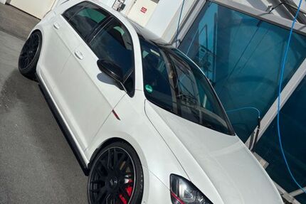 VW Golf 151.000 km 15.000 &euro; Mönchengladbach 41063