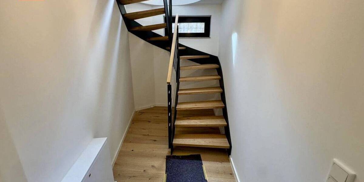 Etagenwohnung Düsseldorf / Urdenbach Urdenbach - 2 Zimmer, 100 m&sup2;, 499.000&euro; | Angebot:26775365