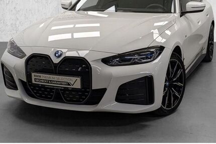 BMW i4 19.900 km 52.990 € Düsseldorf 40595