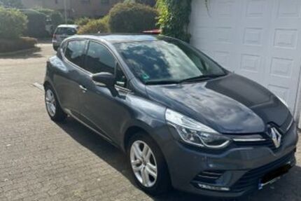 Renault Clio 64.000 km 8.000 &euro; Oberhausen 46145