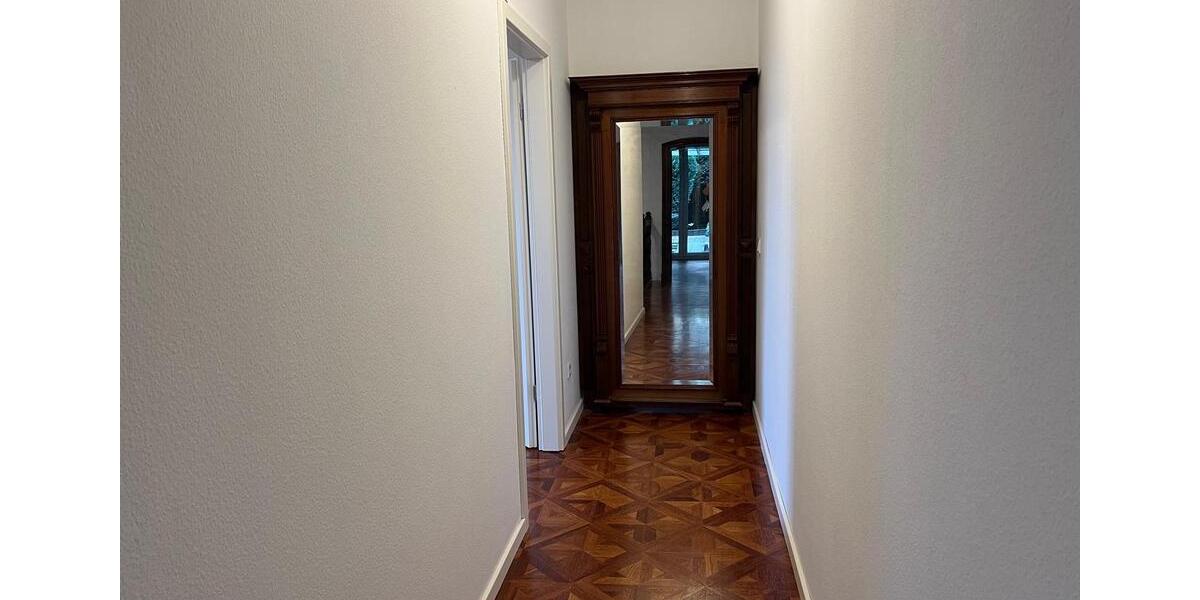 Traumhafte EG-Wohnung mit Garten in Bestlage von Privat 4 zimmer