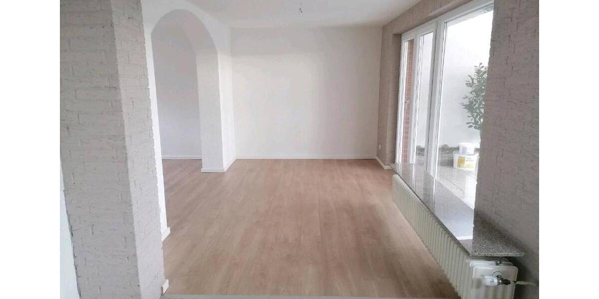 Doppelhaushälfte Mönchengladbach West - 3 Zimmer, 110 m&sup2;, 1.150&euro; | Angebot:26419253