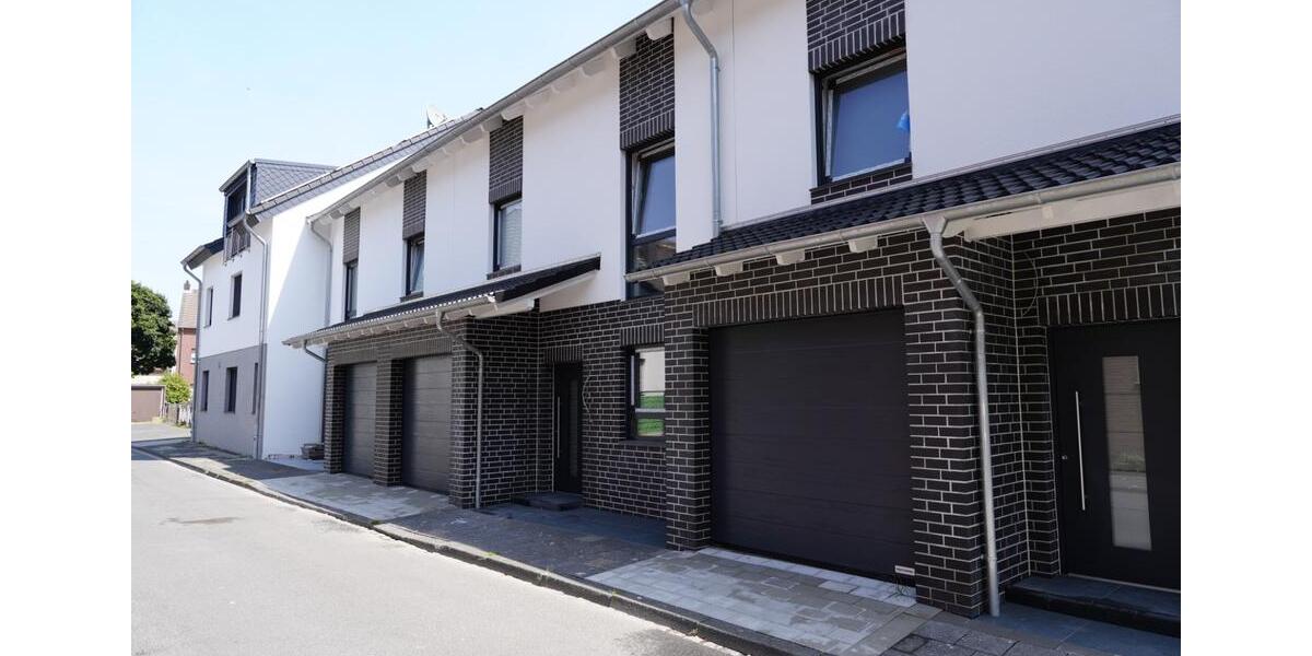 Einfamilienhaus Neubau 180 qm +Garage+ PV+10,4 KW Speicher 6 zimmer