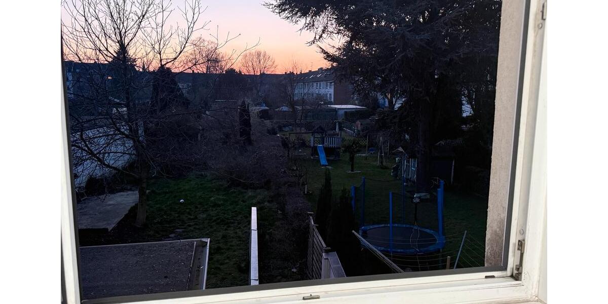 Etagenwohnung Duisburg Mittelmeiderich - 1 Zimmer, 50 m&sup2;, 750&euro; | Angebot:25616598