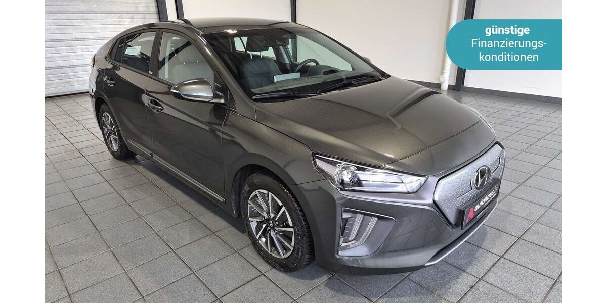 Hyundai IONIQ 37.066 km 17.790 &euro; Wuppertal 42287