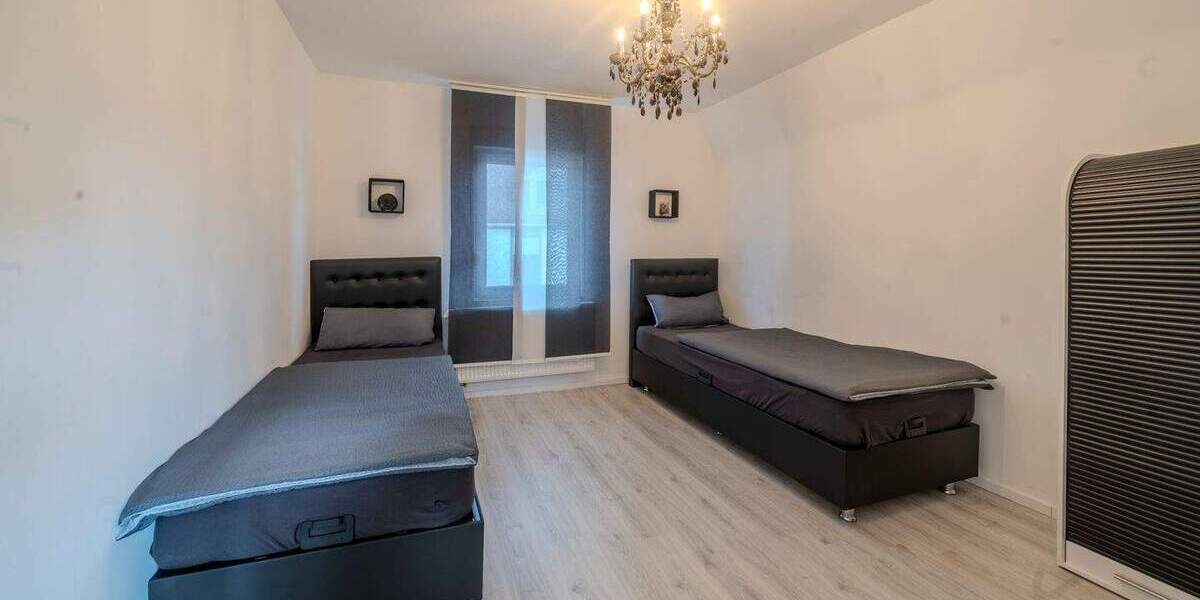 Einfamilienhaus Leichlingen - 8 Zimmer, 176 m&sup2;, 649.000&euro; | Angebot:25669323