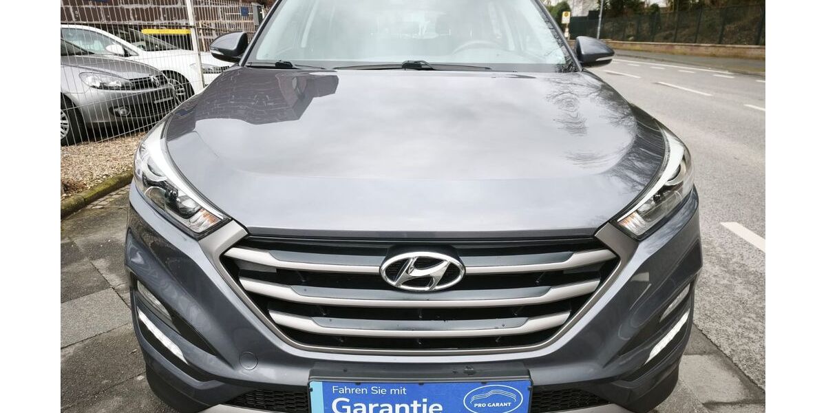 Hyundai TUCSON 118.000 km 12.800 &euro; Mönchengladbach - Odenkirchen 41199