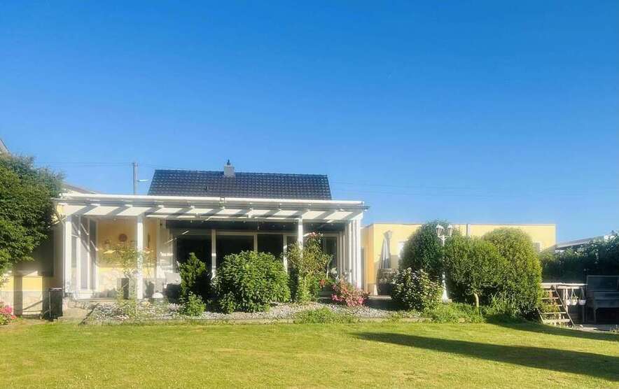 Haus zum Kaufen in Korschenbroich 1.280.000 € 280 m²