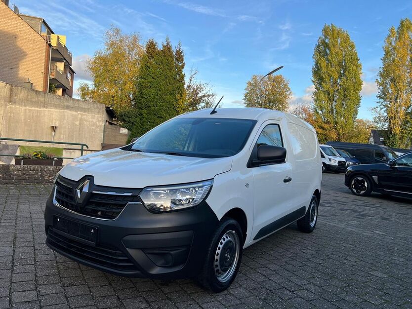Renault Express 75.800 km 10.890 € Düsseldorf 40597