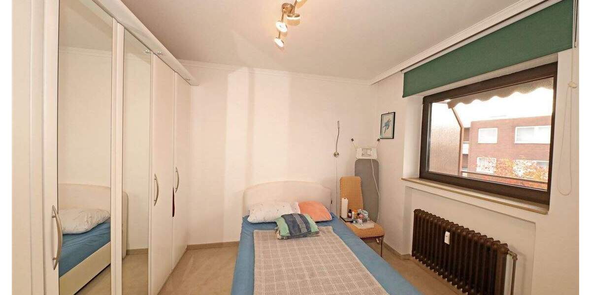 Etagenwohnung Düsseldorf Volmerswerth - 2 Zimmer, 66 m&sup2;, 770&euro; | Angebot:25319238