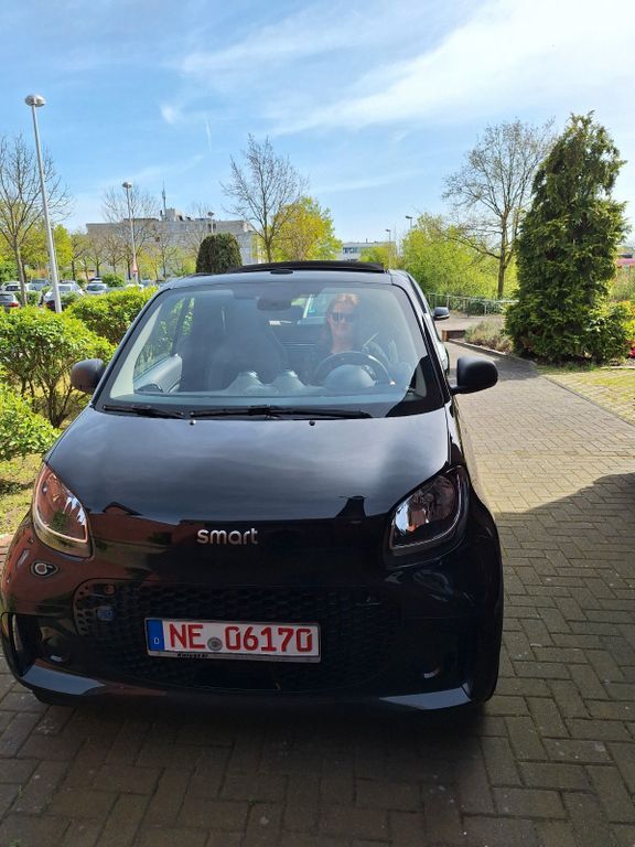 Smart ForTwo 20.100 km 10.900 € Dormagen 41539