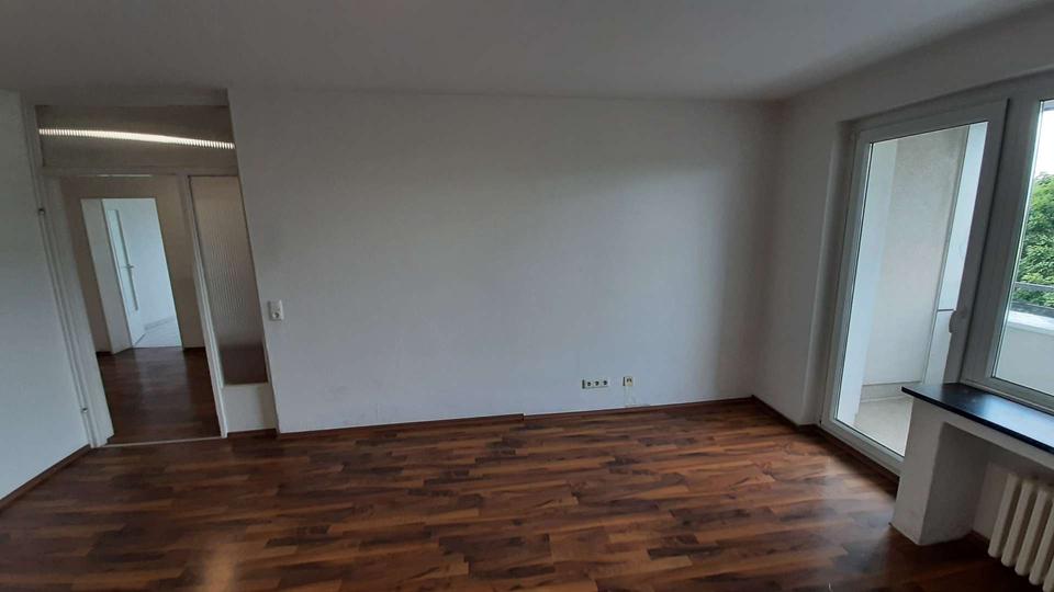 Remscheider Straße 134 - helle 3 ZKB Wohnung im 6. OG 3 zimmer