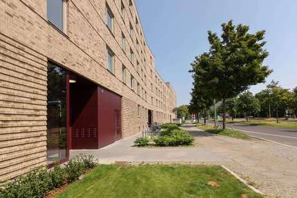 Wohnung zum Mieten in Berlin 414,43 € 50.54 m²