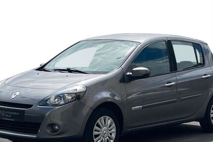 Renault Clio 88.300 km 4.500 &euro; Solingen/NRW 42655