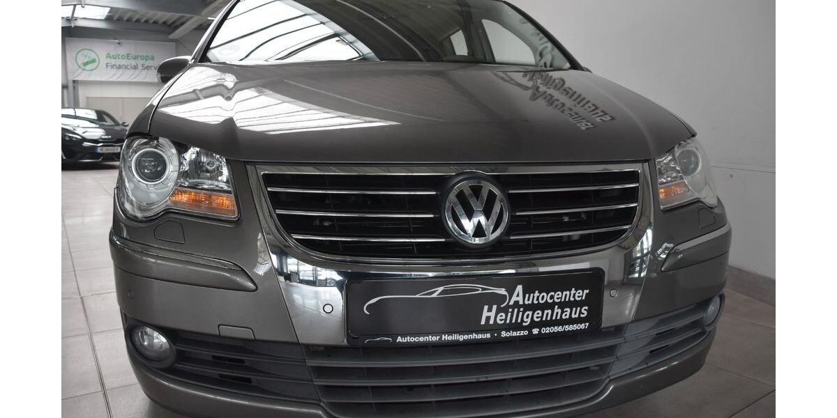 VW Touran 158.405 km 5.680 &euro; Heiligenhaus 42579
