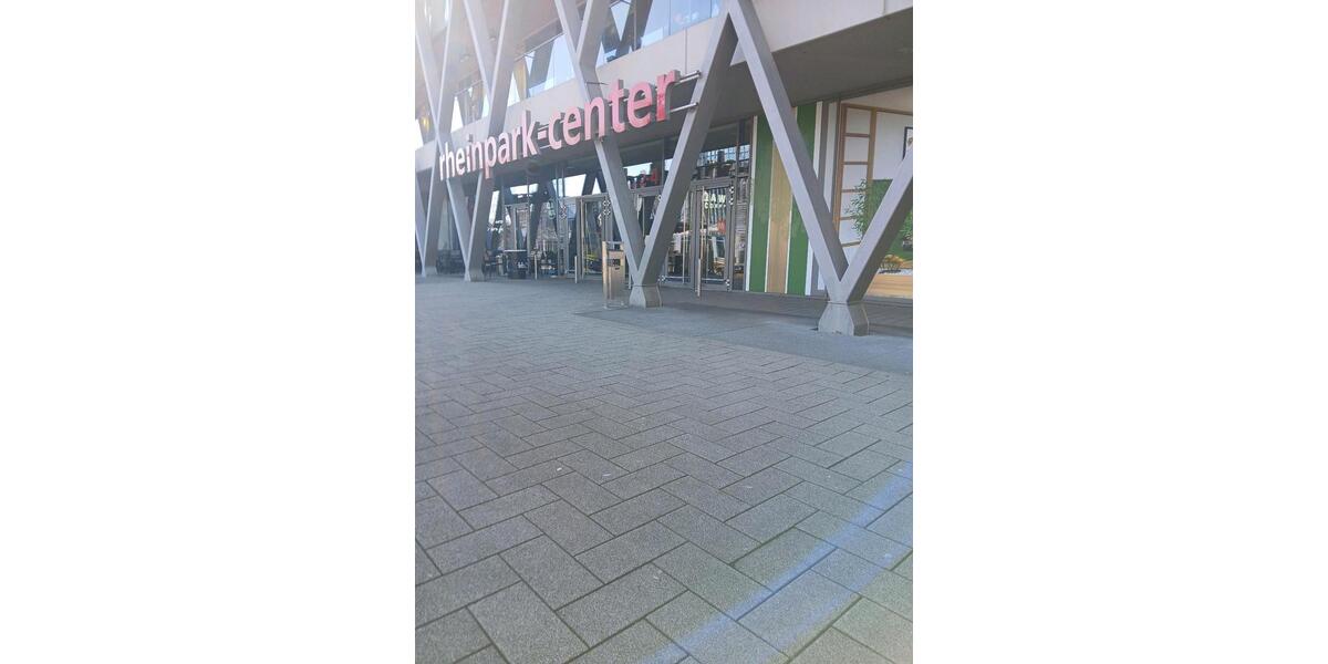 Etagenwohnung Neuss - 4 Zimmer, 108 m&sup2;, 280.000&euro; | Angebot:25745996