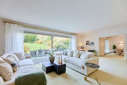 Haus zum Kaufen in Ratingen 1.300.000 € 517.57 m² 10 zimmer