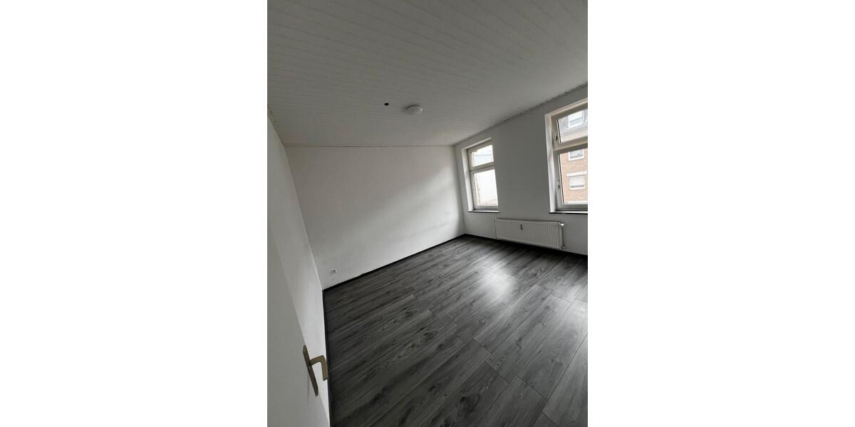 Mehrfamilienhaus, Wohnhaus Mönchengladbach - 7 Zimmer, 200 m&sup2;, 319.000&euro; | Angebot:26396597