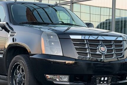 Cadillac Escalade 79.448 km 32.990 &euro; Mönchengladbach 41068