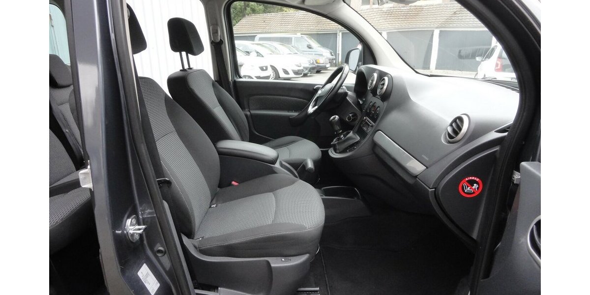 Mercedes-Benz Citan 111 CDI Lang7 Sitzrer Klimatr.PDC SHZ 178.000 km 7.990 &euro; Neuss 41462