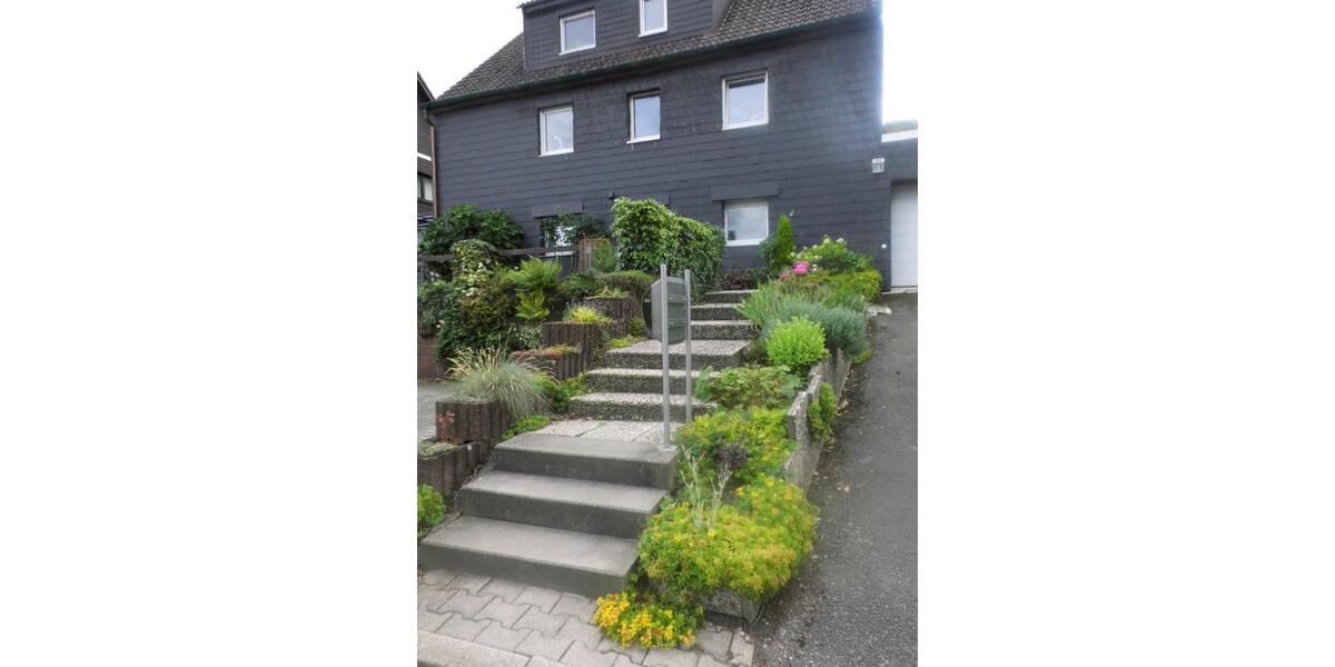 Dachgeschoßwohnung Wuppertal Dönberg - 3.5 Zimmer, 108 m&sup2;, 830&euro; | Angebot:26476704