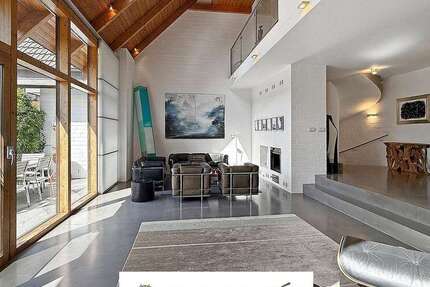 Haus zum Kaufen in Meerbusch 2.470.000 € 273 m² 6 zimmer