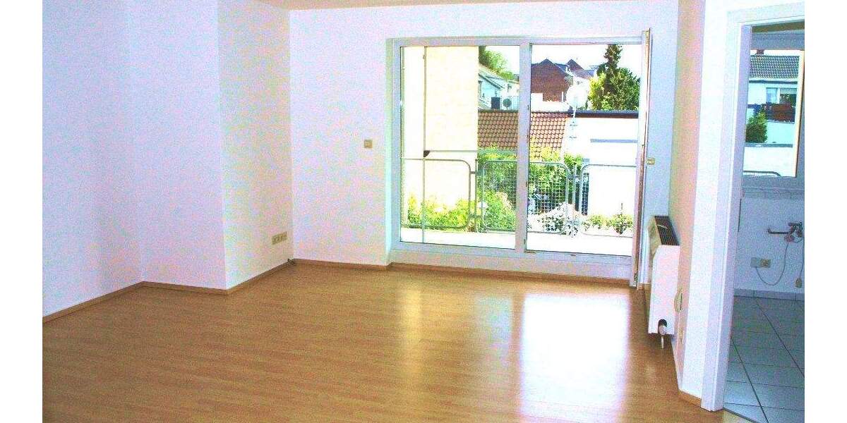 Charmante 2-Zimmer-Wohnungt mit Balkon und Tiefgaragenstellplatz in Düsseldorf 2 zimmer