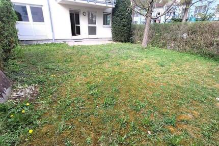 Tolle 2 Zimmer-Erdgeschoss-Wohnung mit Terrasse und Garten!
