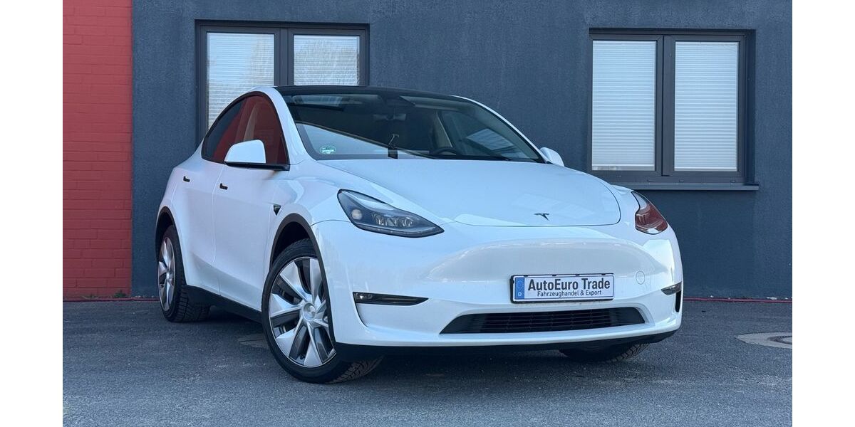 Tesla Model Y 66.757 km 34.100 &euro; Neuss 41472