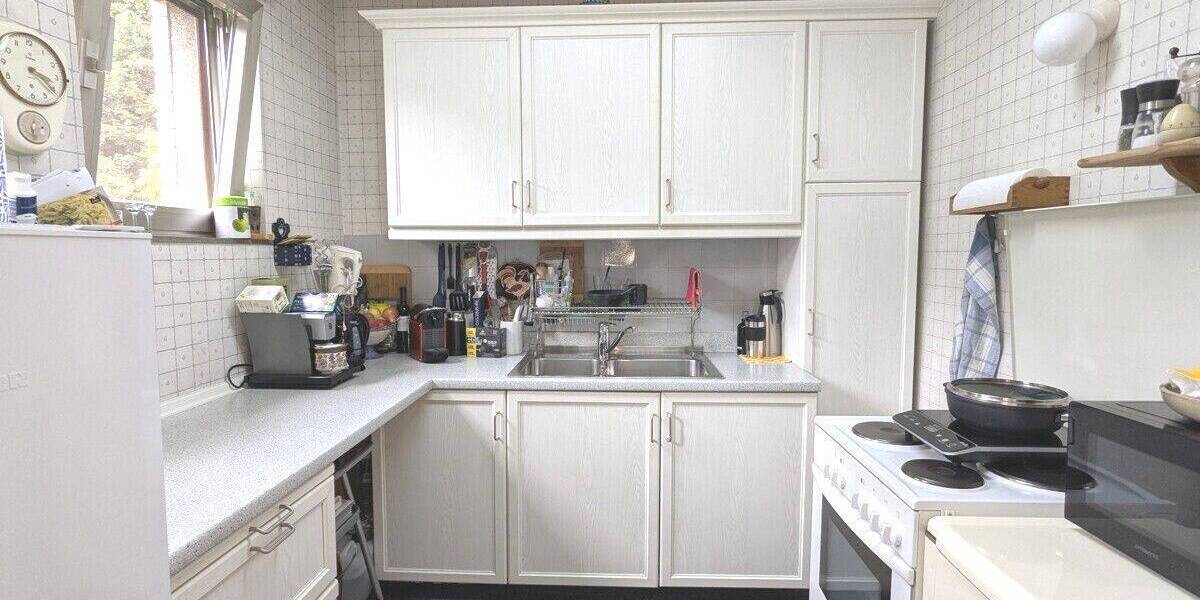 Perfekt für Ihre Familie: Freistehendes EFH mit Keller, Garage und Garten in ruhiger Waldrand-Lage 6 zimmer