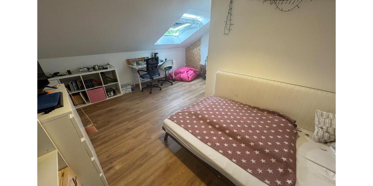 Reihenhaus Neuss Reuschenberg - 6 Zimmer, 150 m&sup2;, 720.000&euro; | Angebot:25839888