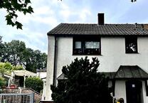 Einfamilienhaus mit großer Garage