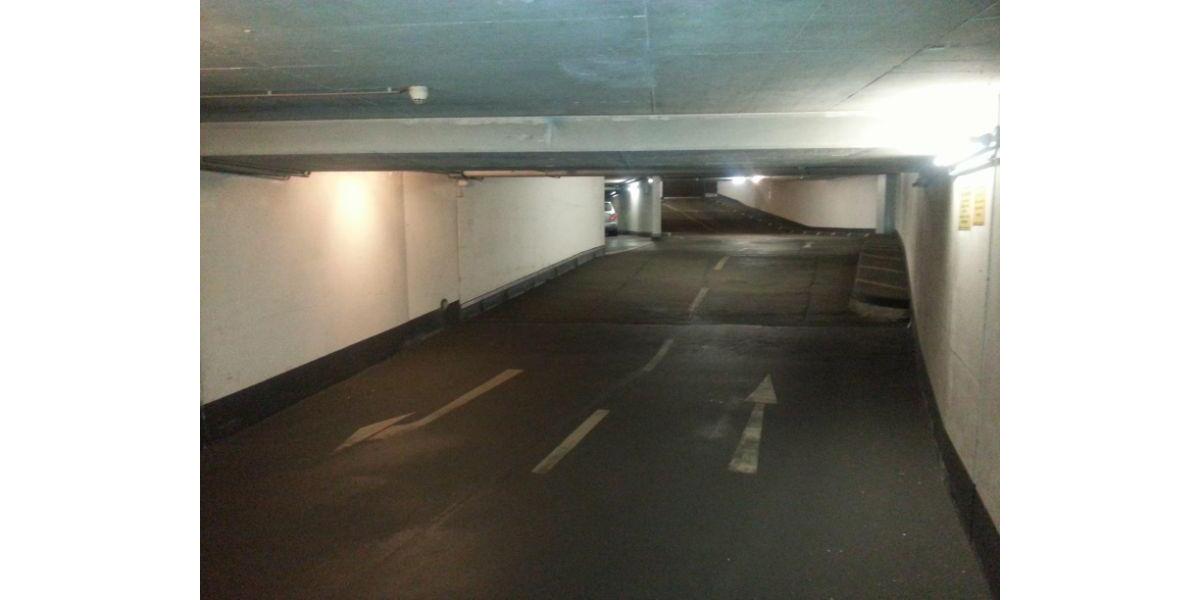 Garagen / Stellplätze Düsseldorf Oberbilk - 80&euro; | Angebot:26080821