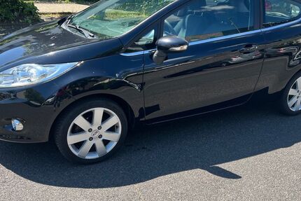 Ford Fiesta 124.000 km 4.000 &euro; Kaarst 41564