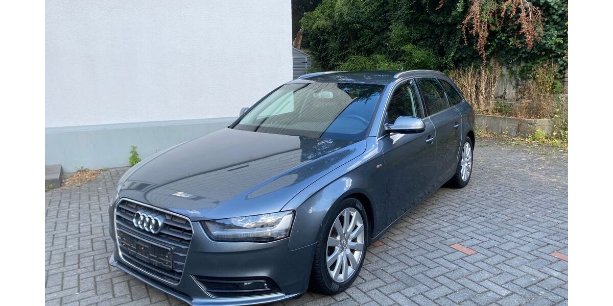 Audi A4 193.700 km 7.999 &euro; Solingen 42655