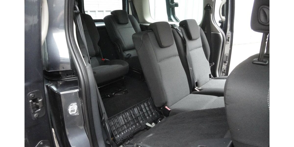 Mercedes-Benz Citan 111 CDI Lang7 Sitzrer Klimatr.PDC SHZ 178.000 km 7.990 &euro; Neuss 41462