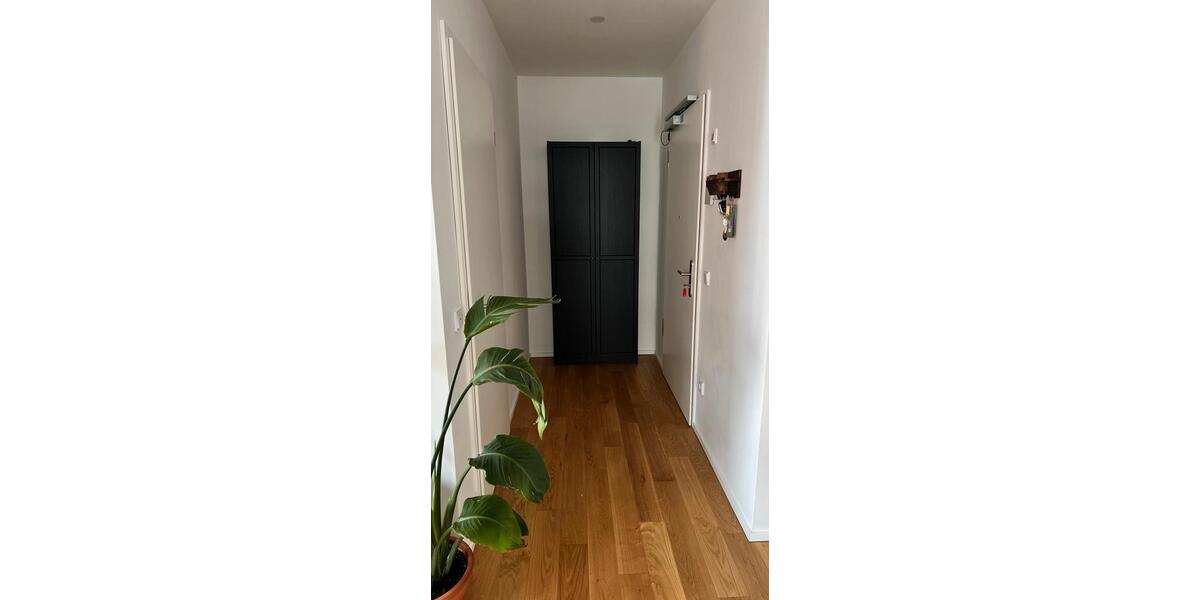 Etagenwohnung Düsseldorf Heerdt - 2 Zimmer, 60 m&sup2;, 1.860&euro; | Angebot:26366111