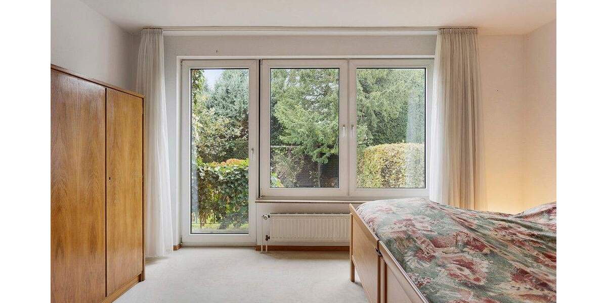 Einfamilienhaus Düsseldorf Vennhausen - 7 Zimmer, 262 m&sup2;, 895.000&euro; | Angebot:25744333