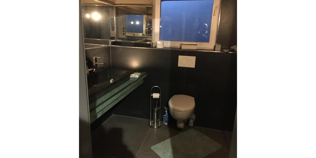 Doppelhaushälfte Remscheid Reinshagen - 6 Zimmer, 235 m&sup2;, 1.400&euro; | Angebot:25103837