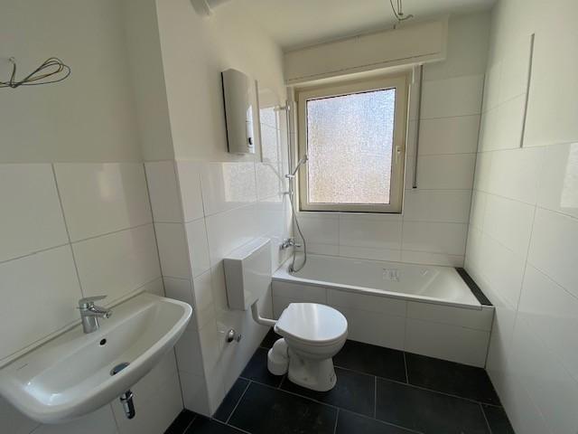 Erdgeschoßwohnung Krefeld Gartenstadt - 3 Zimmer, 65 m&sup2;, 619&euro; | Angebot:25807050