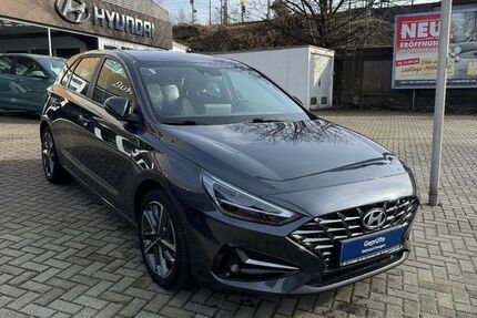 Hyundai i30 21.414 km 20.990 &euro; Oberhausen 46049