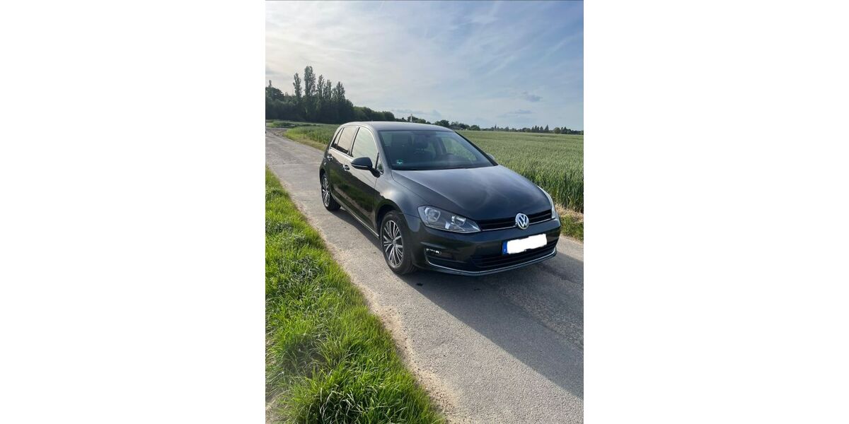 VW Golf 105.000 km 9.299 &euro; Grevenbroich 41516