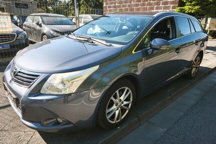 Toyota Avensis 282.000 km 2.500 &euro; Mönchengladbach - Odenkirchen 41199